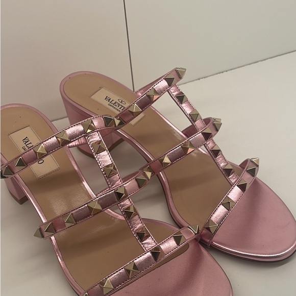 Valentino Garavani ROCKSTUD CALFSKIN LEATHER SLIDE SANDAL 60 MM - Picture 4 of 5